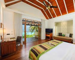 هتل کرومبا مالدیو